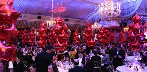 New York City, New York Balloon Delivery & Balloon Decor by.